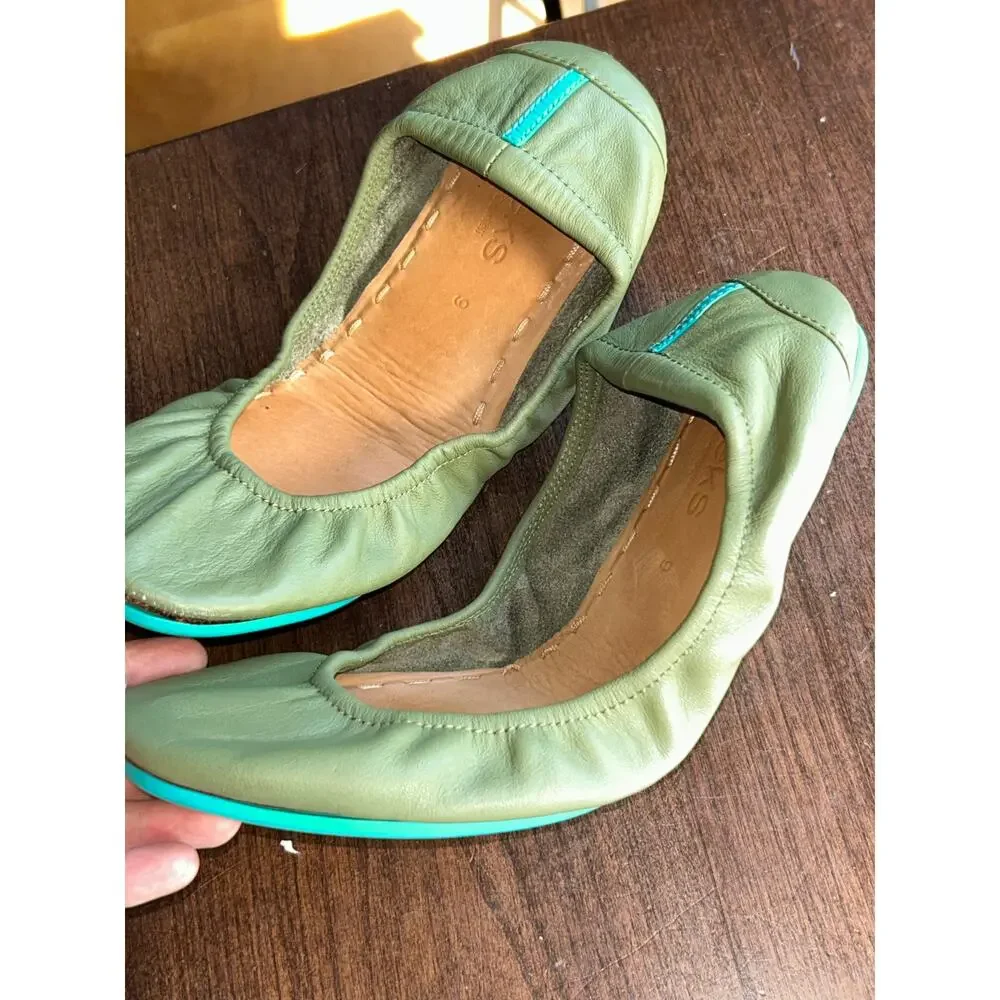 Tieks olive Green Leather Ballet Flats Size 9 Comfort